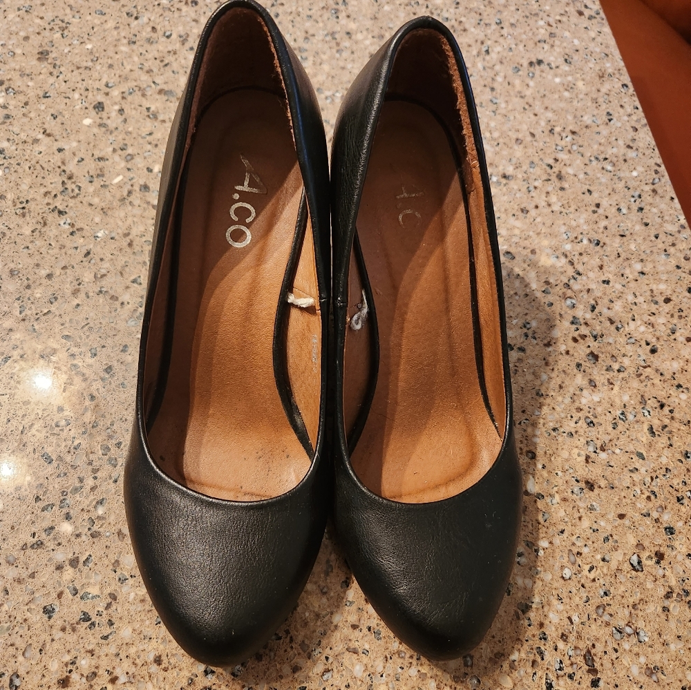 Wedge shoes